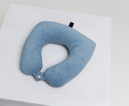 Подушка дорожня